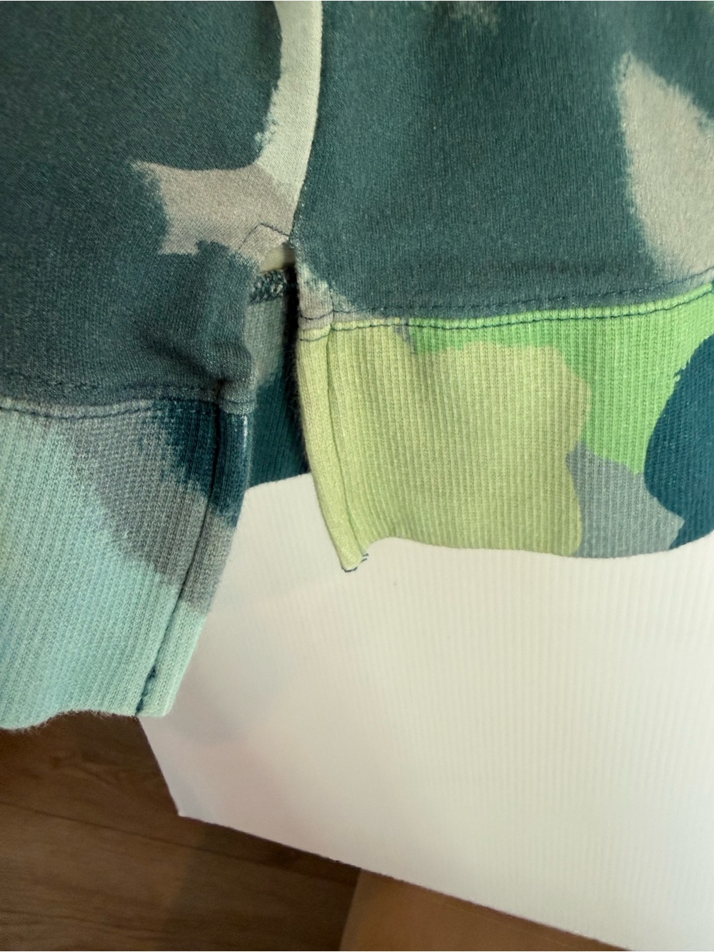 EVY’S TREE Sweatshirt - Picture 5 of 9